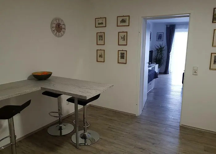 Ferienwohnung * Pinsdorf